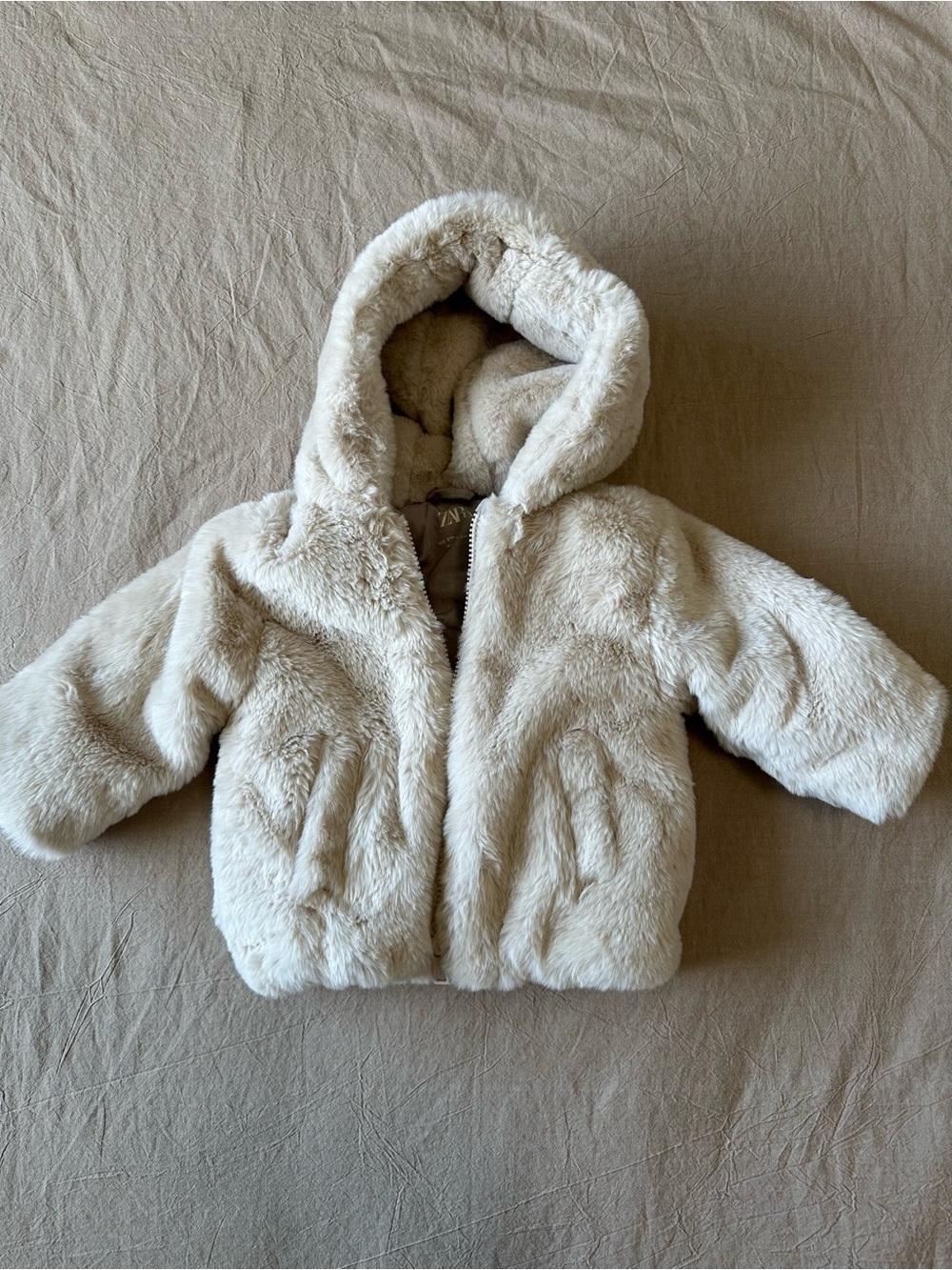 Zara Cream Faux Fur Hooded Puffer Kids Jacket Size 18 months